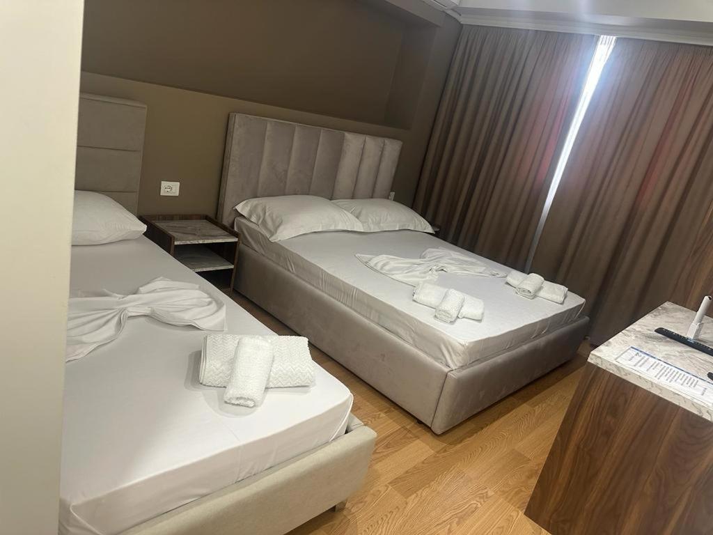 Hotel Her Vlorë Eksteriør bilde