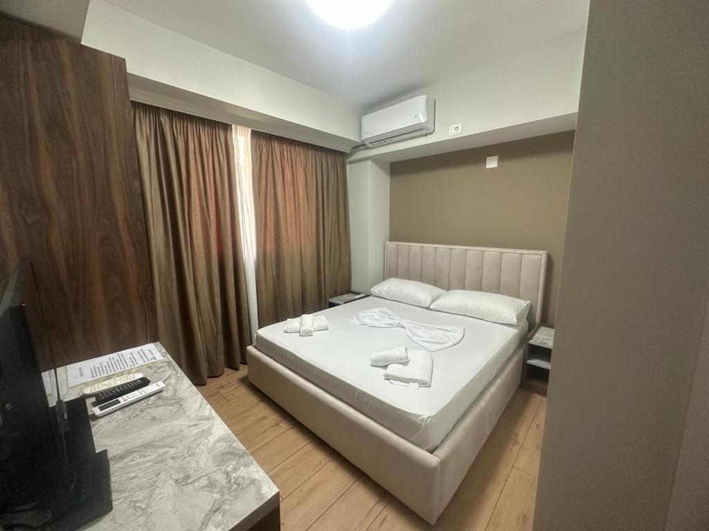 Hotel Her Vlorë Eksteriør bilde