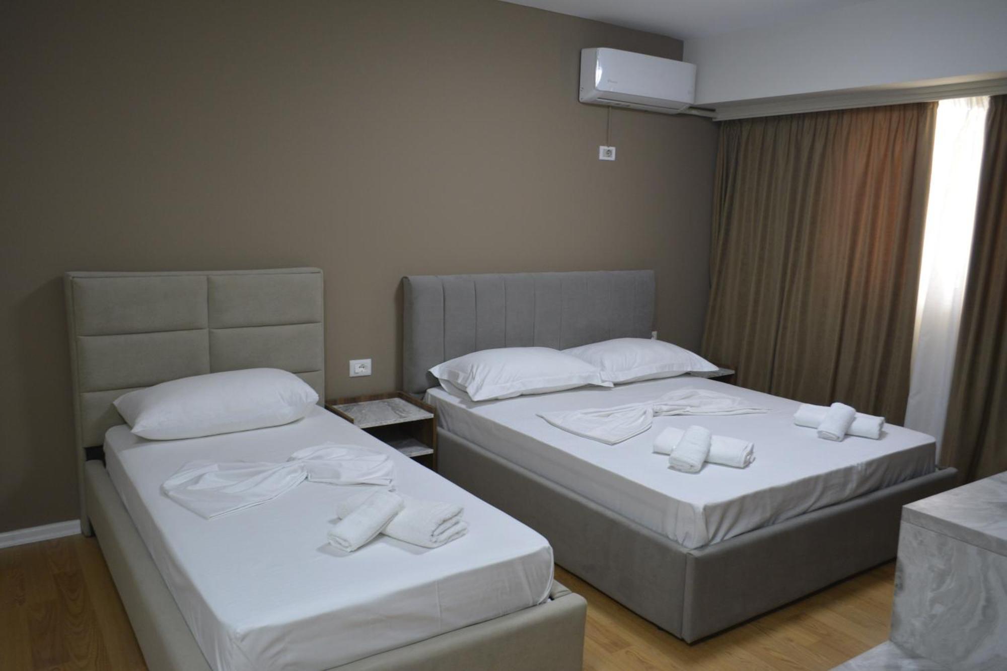 Hotel Her Vlorë Eksteriør bilde
