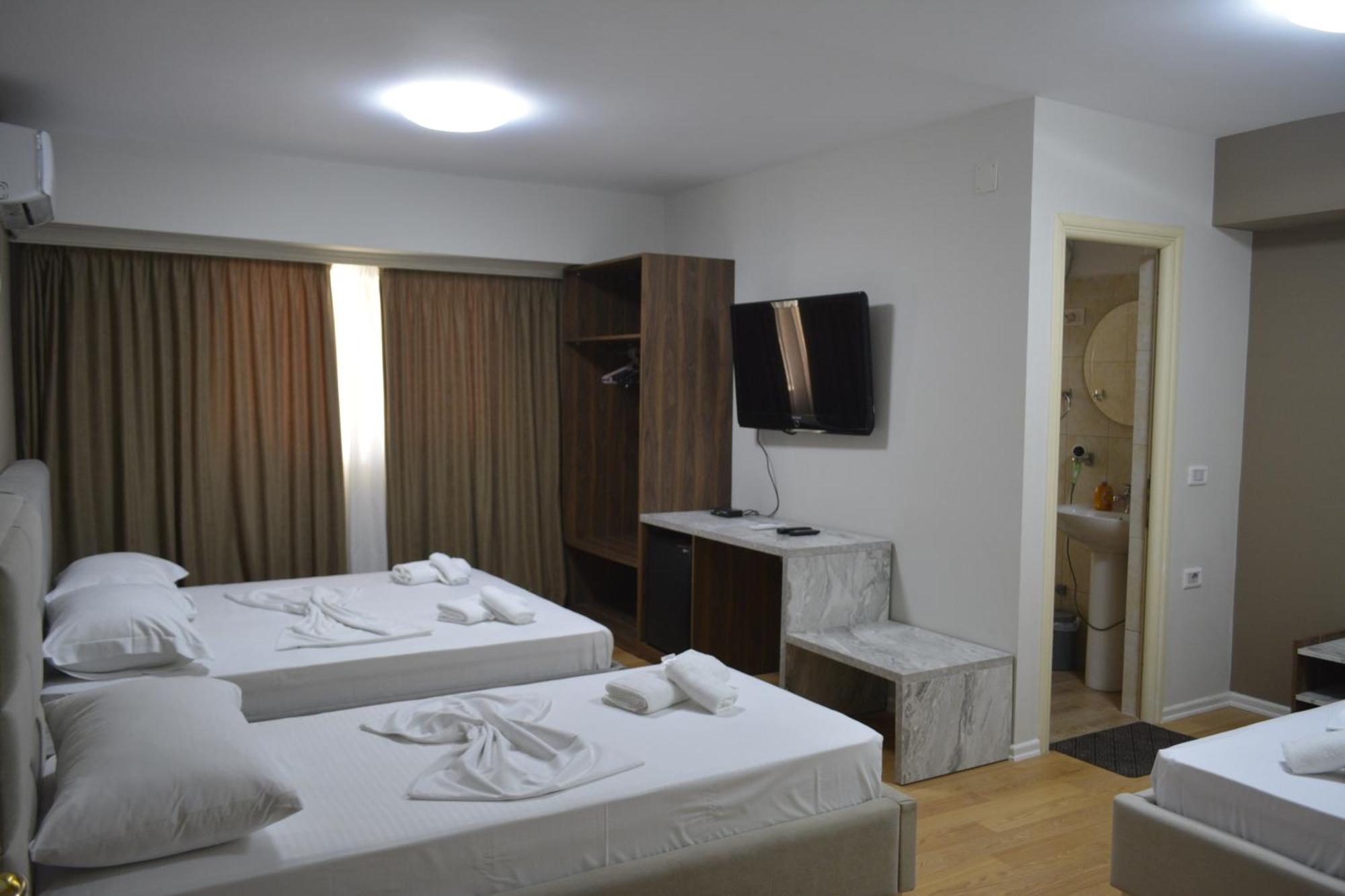 Hotel Her Vlorë Eksteriør bilde