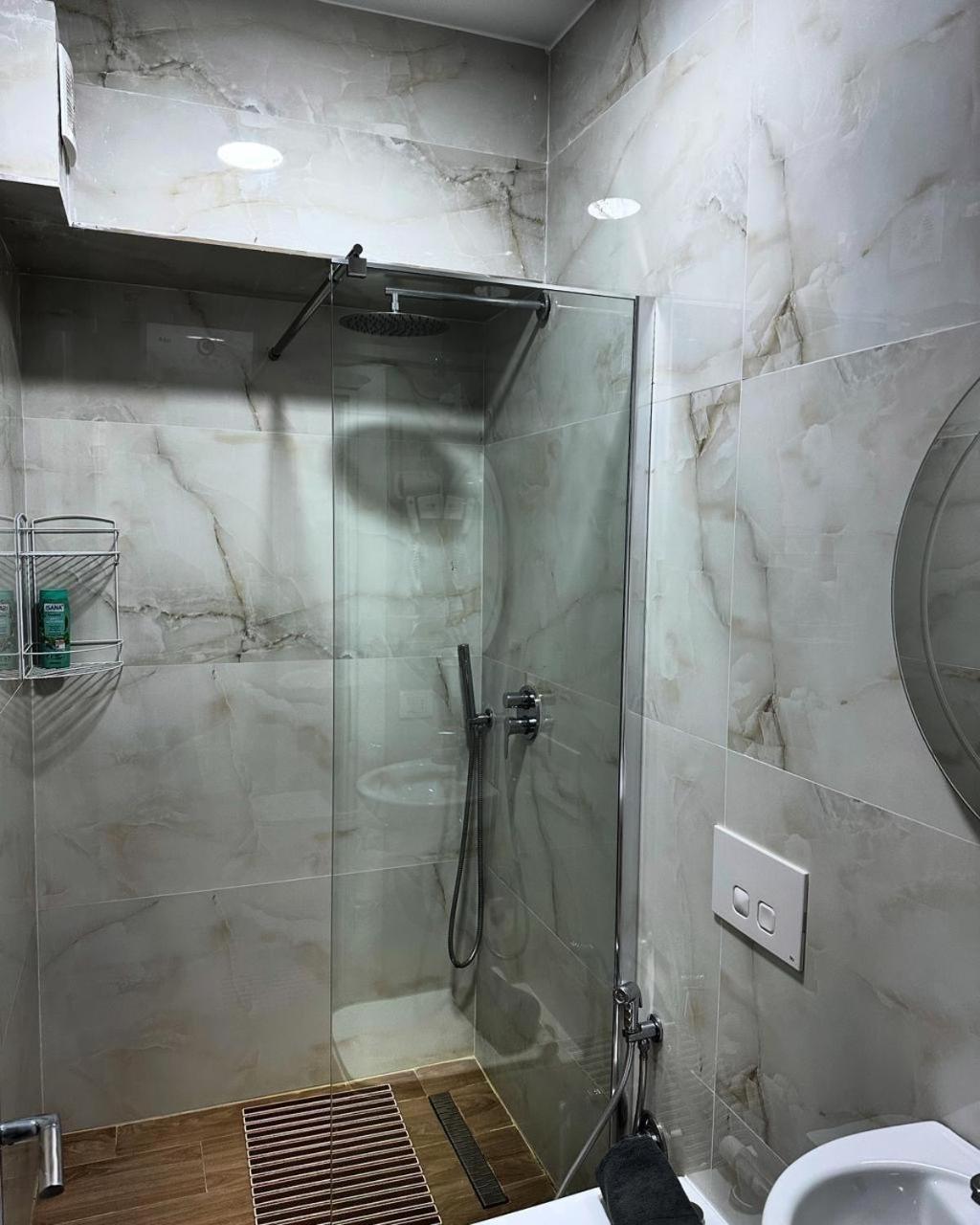Hotel Her Vlorë Eksteriør bilde