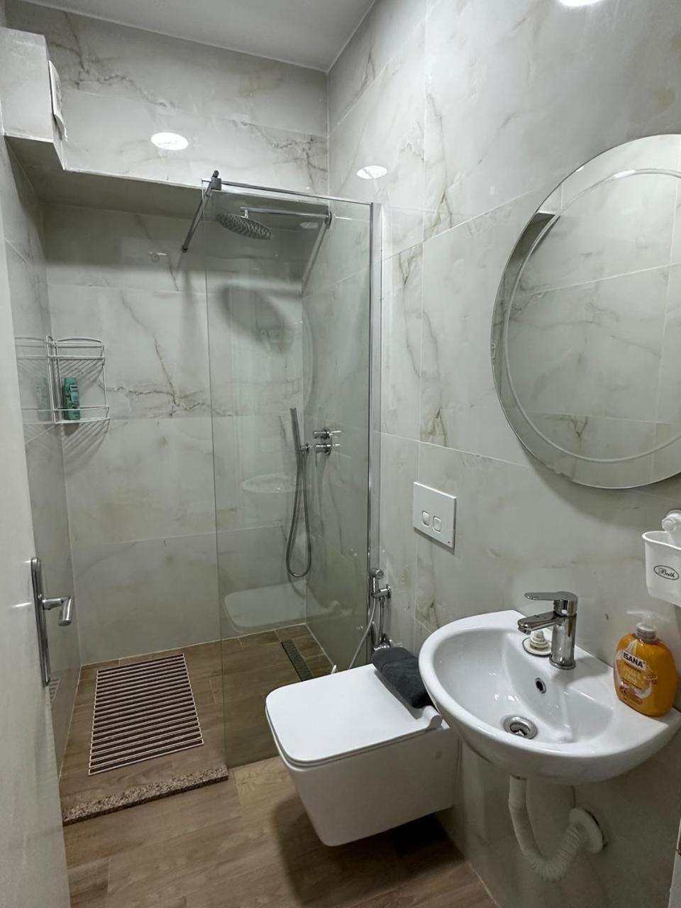 Hotel Her Vlorë Eksteriør bilde