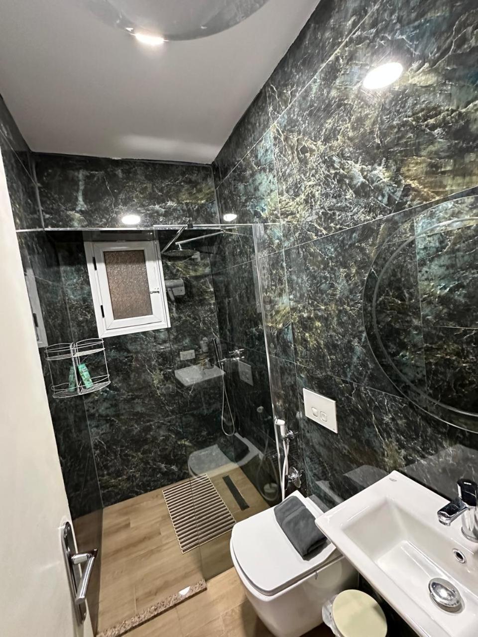 Hotel Her Vlorë Eksteriør bilde